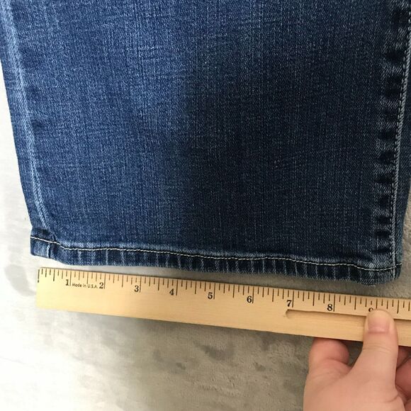 Levis 515 Bootcut Jean Womens 32*30 Medium Blue Mid Rise Embrioidered Pockets - Picture 13 of 13